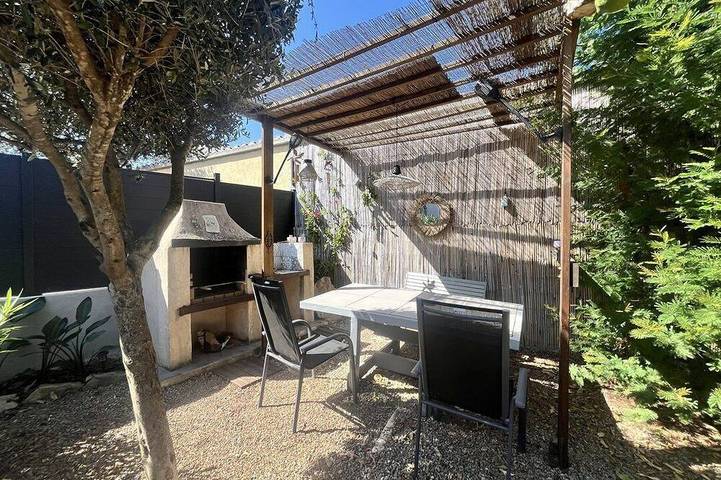 Ferienhaus für 6 Personen, mit Terrasse und Garten - 1