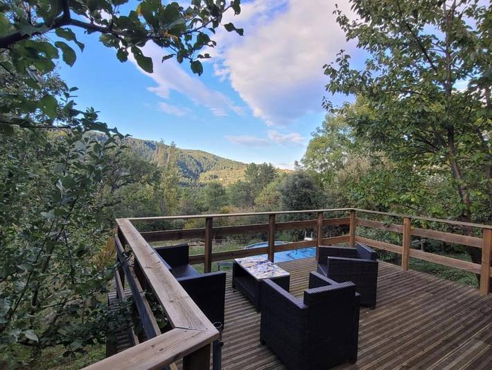 Location de vacances pour 6 personnes, avec Balcon et Vue à Planzolles