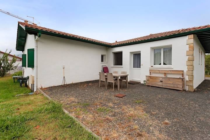 Appartement de vacances pour 4 personnes, avec Jardin