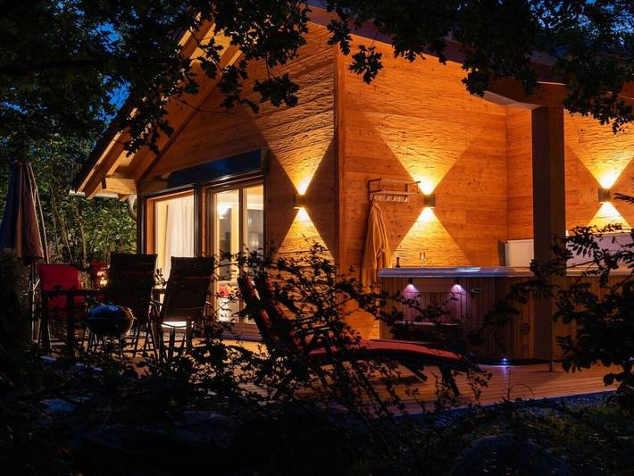 Chalet für 4 Personen, mit Whirlpool und Terrasse sowie Garten und Sauna in Drachselsried