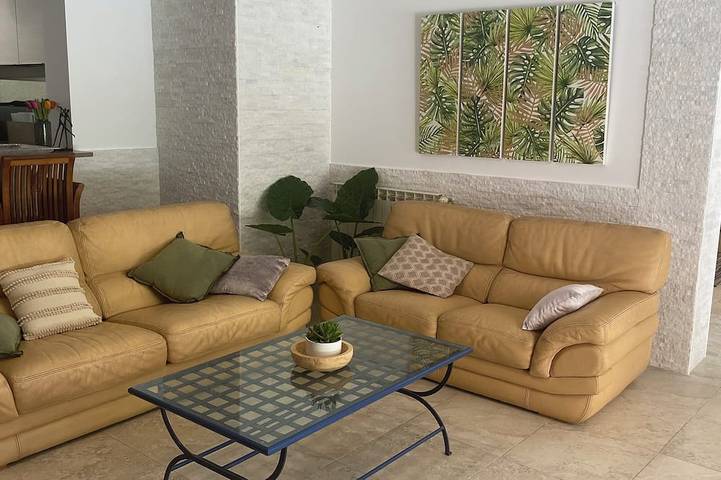 Villa pour 5 personnes, avec Terrasse ainsi que Jardin et Piscine dans Saint-Aygulf - 4