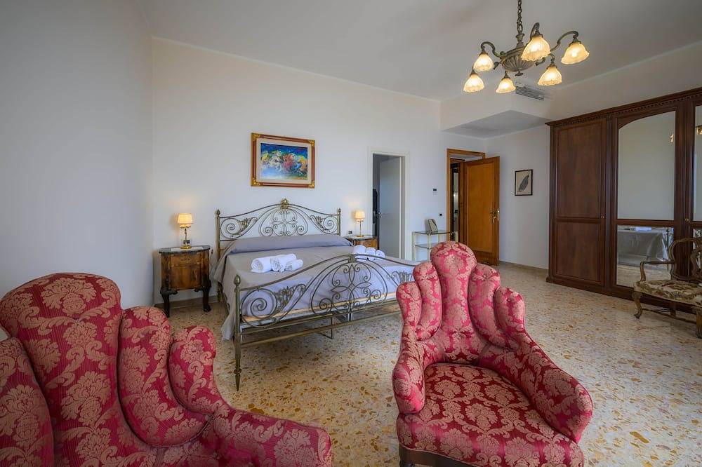 Perez Palace, Peacock Room in Belvedere Marittimo, Cosenza Provinz