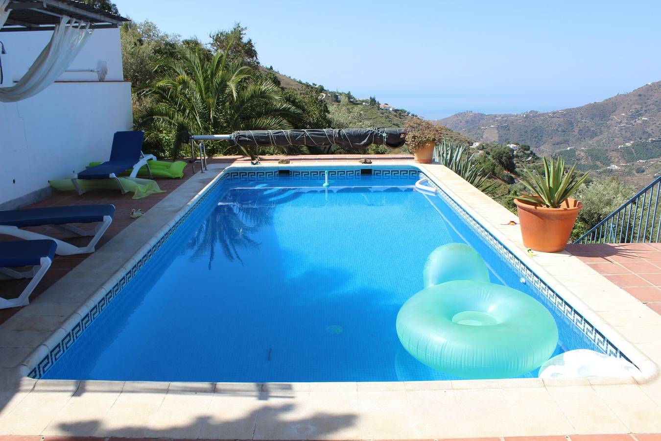 Ferienhaus 'Cortijo Bellavista' mit Meerblick, privatem Pool und privater Terrasse in Cómpeta, Costa del Sol