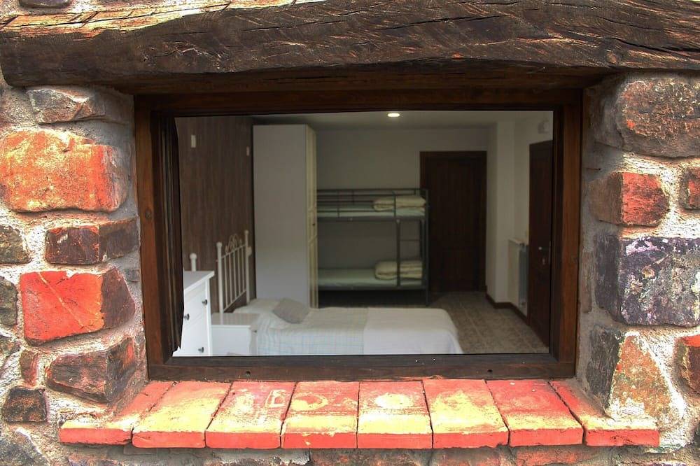 La Laguna Nogal à Laguna de Cameros in Laguna de Cameros, Vallées des rivières Leza, Jubera, Cidacos et Alhama