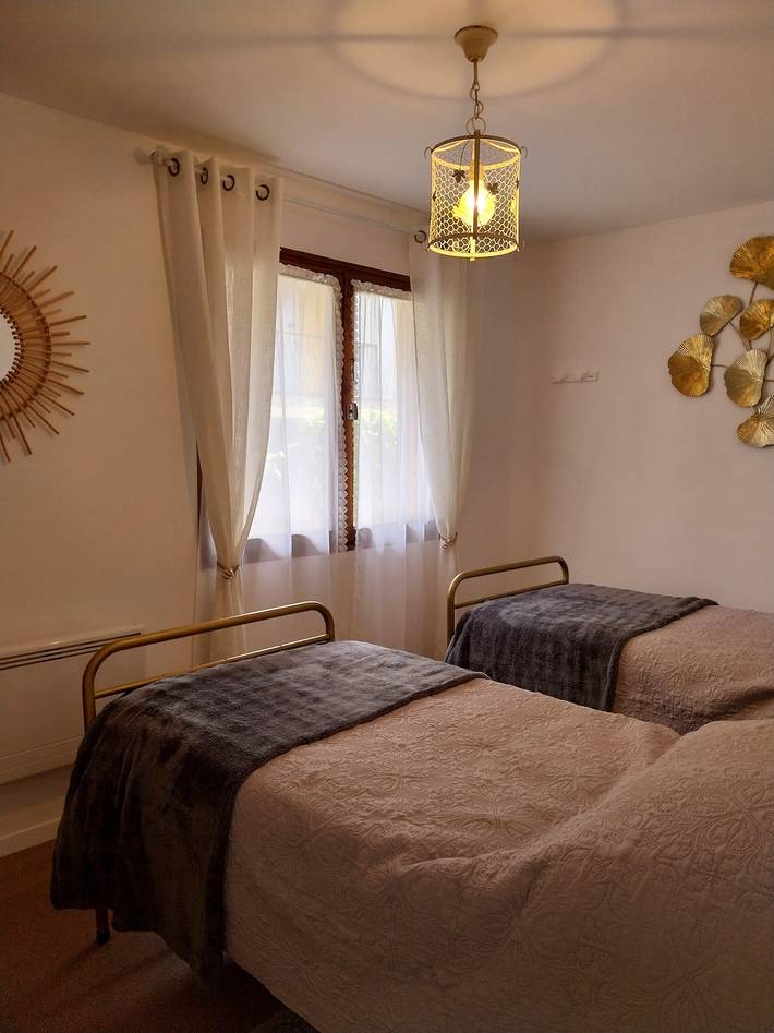 Ganze Wohnung, Apartment „Palmiers 2“ mit privatem Garten und Wlan in Cazaubon, Gers