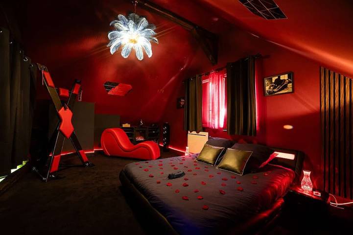 Appartement entier, 3 nuances de plaisir ✴ Love room avec spa privé ✴ Urban Spa in Troyes, Aube