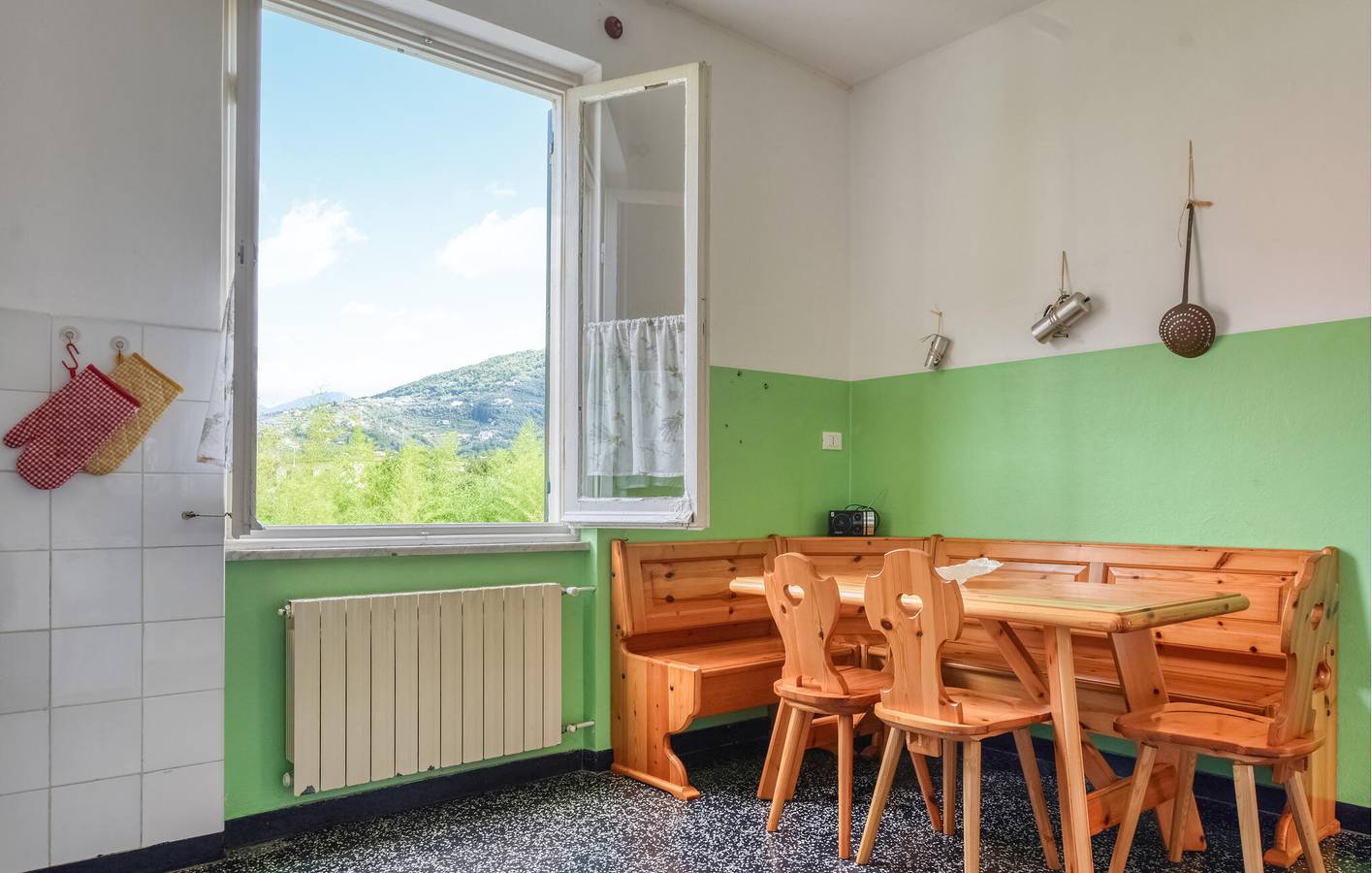 Apartamento junto a la playa con cuna, WiFi y aparcamiento in Chiavari, Riviera di Levante