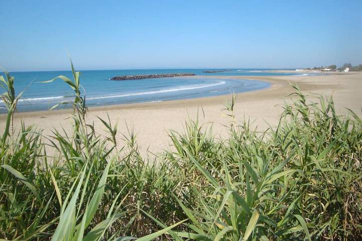 Maison de vacances pour 5 personnes, avec terrasse dans Plage Rochelongue