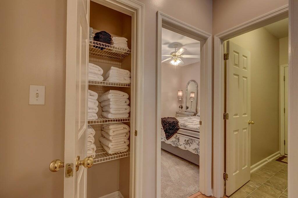 Geheimer Garten in den Vororten in Lexington, Kentucky