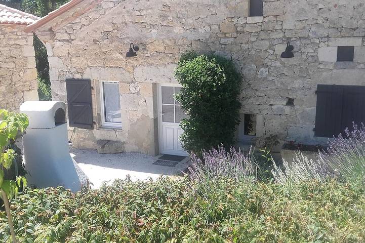 Gîte pour 6 personnes, avec terrasse, animaux acceptés à Bourg-de-Visa
