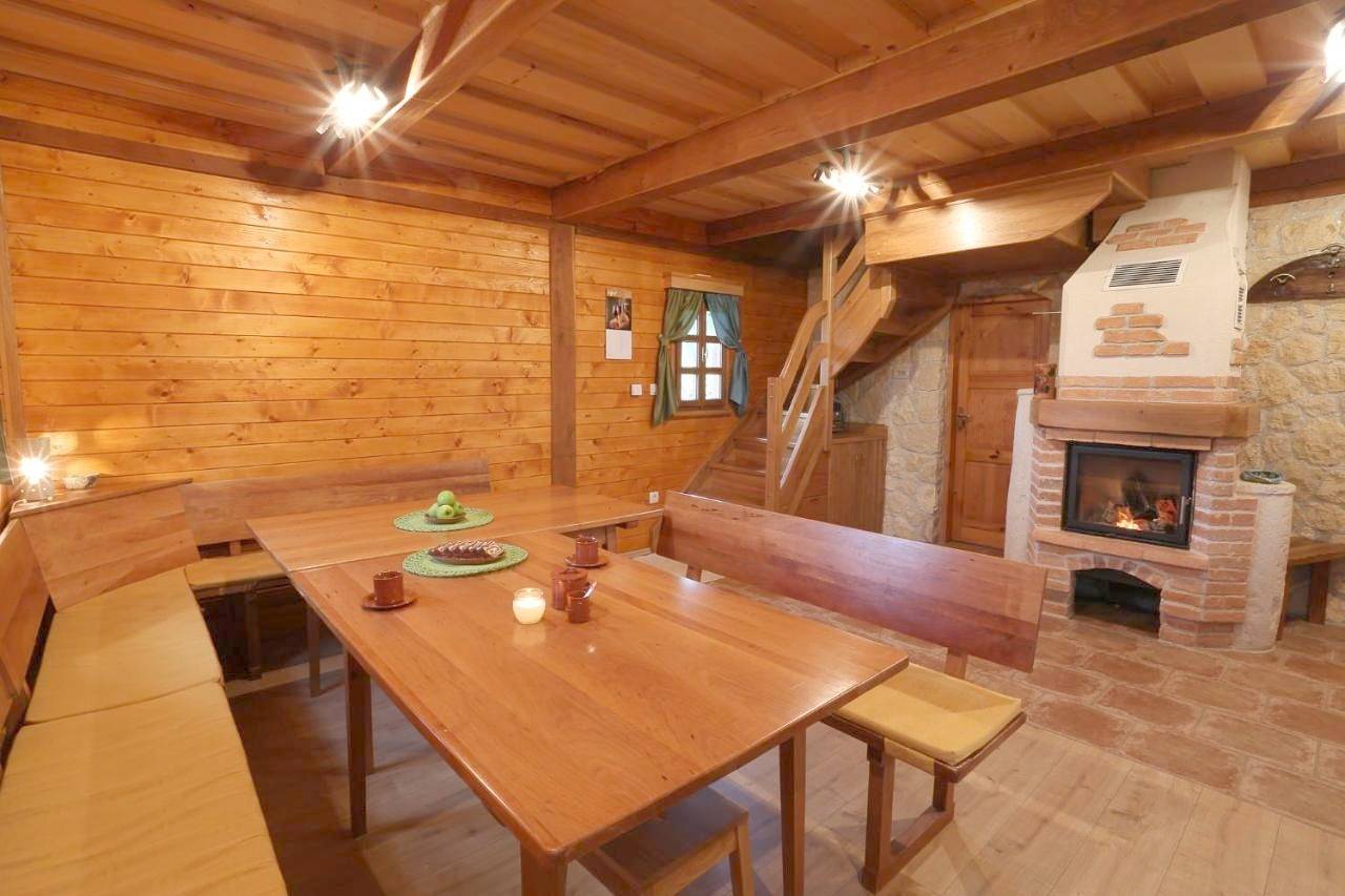 Vineyard cottage Zidanca med vinogradi in Neustadtl, Slowenien