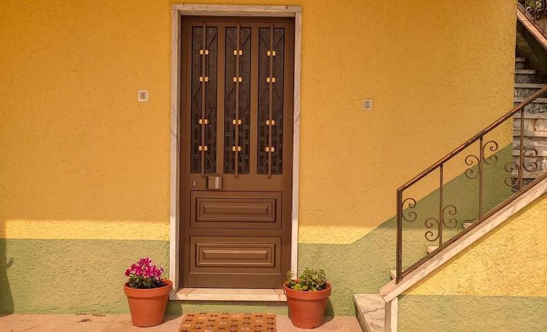 Location de vacances pour 2 personnes, avec bassin pour enfant ainsi que jardin et piscine à Figueiró dos Vinhos - 2