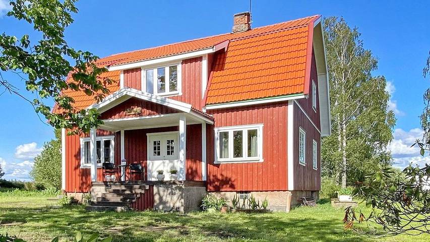 Ferienhaus für 9 Personen, mit Garten in Värmland
