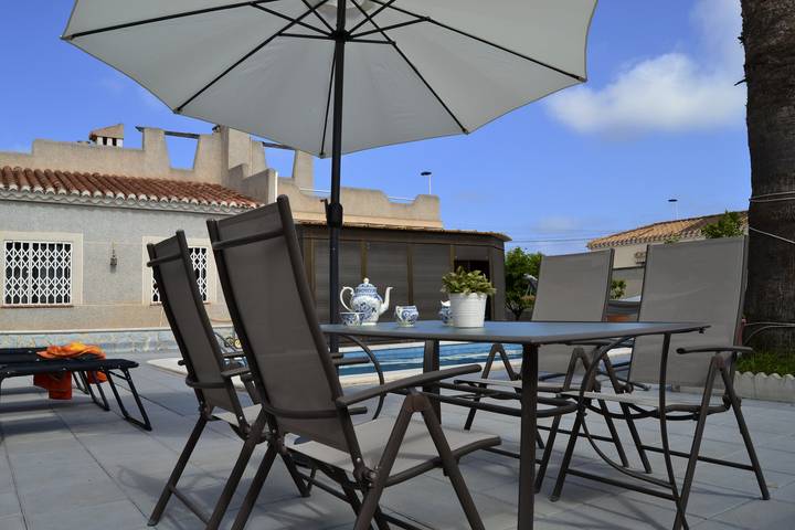 Ferienhaus für 3 Personen, mit Balkon/Terrasse an der Costa Blanca