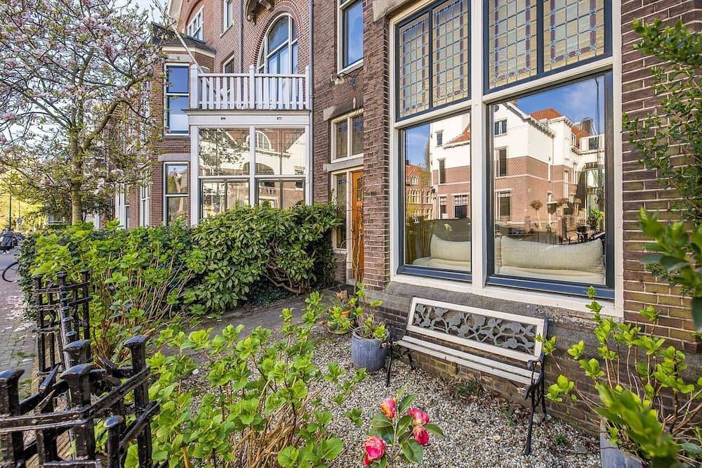Spacious Authentic House in the Best Part of Utrecht in Utrecht, Bestuur Regio Utrecht