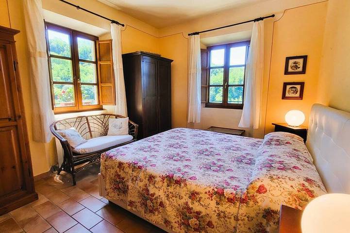 Santa Maria, Barga, piscina privata, Wi-Fi, 6+1 posti letto. in Barga, Parco Regionale delle Alpi Apuane