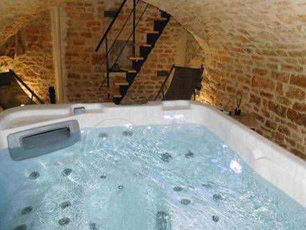 Location de vacances pour 2 personnes, avec Jacuzzi et Terrasse dans Laville-aux-Bois