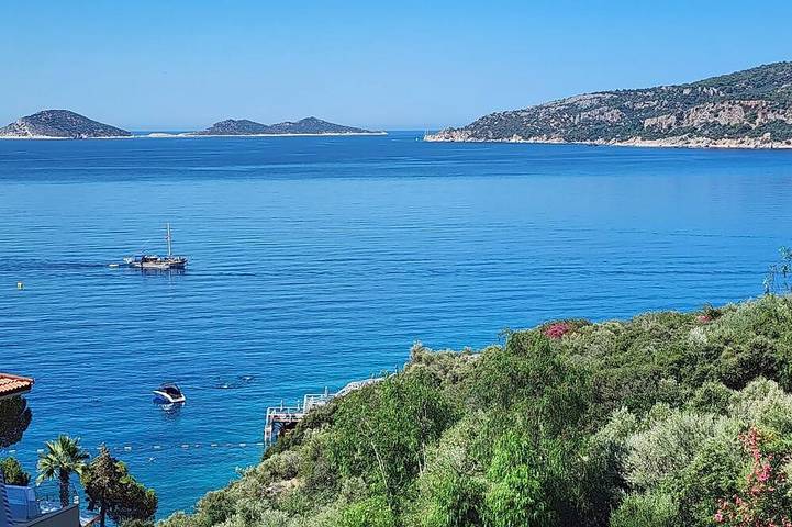 Location de vacances pour 4 personnes, avec jardin et balcon ainsi que piscine et sauna, animaux acceptés dans Province d'Antalya