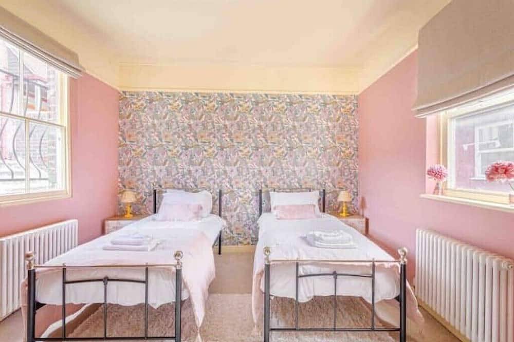 Ganze Wohnung, Unique Exclusive Historical 16th Cent. Central St Albans Apt  8 min train London in Hertfordshire