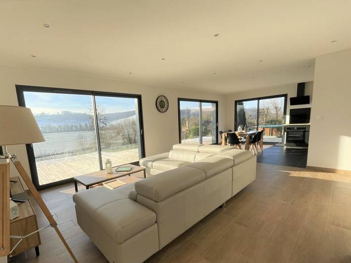 Gîte pour 6 personnes, avec Terrasse et Jardin