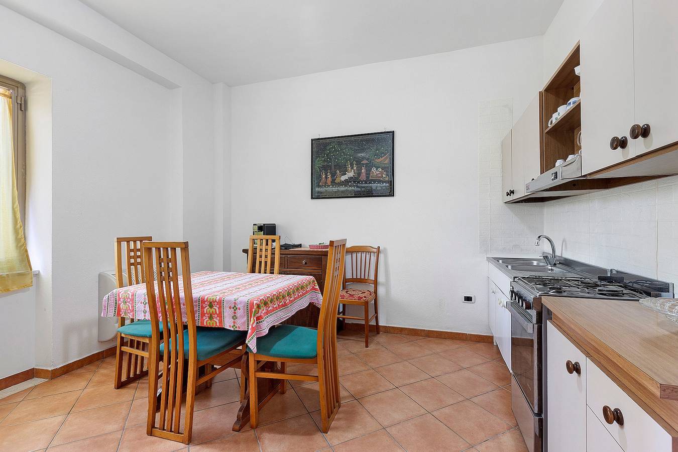 Zimmer 'Matrimoniale mit Einzelbett' mit Gemeinschaftsgarten und Wlan in Rocca di Papa, Parco Regionale dei Castelli Romani