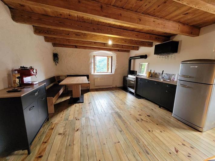 Location de vacances pour 5 personnes, avec terrasse à Saint-André-de-Chalencon - 2
