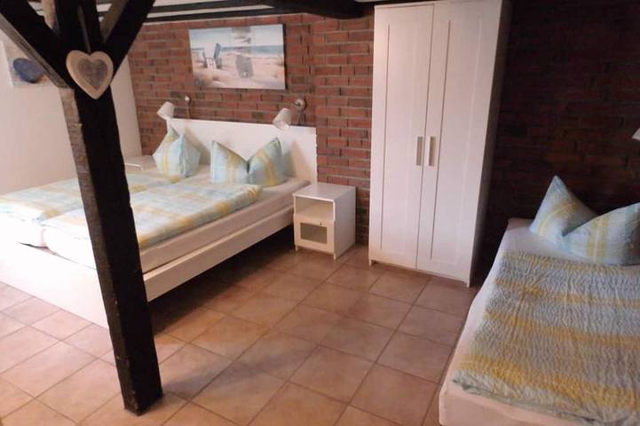 Ferienhaus für 8 Personen, mit Garten in Altefähr - 3