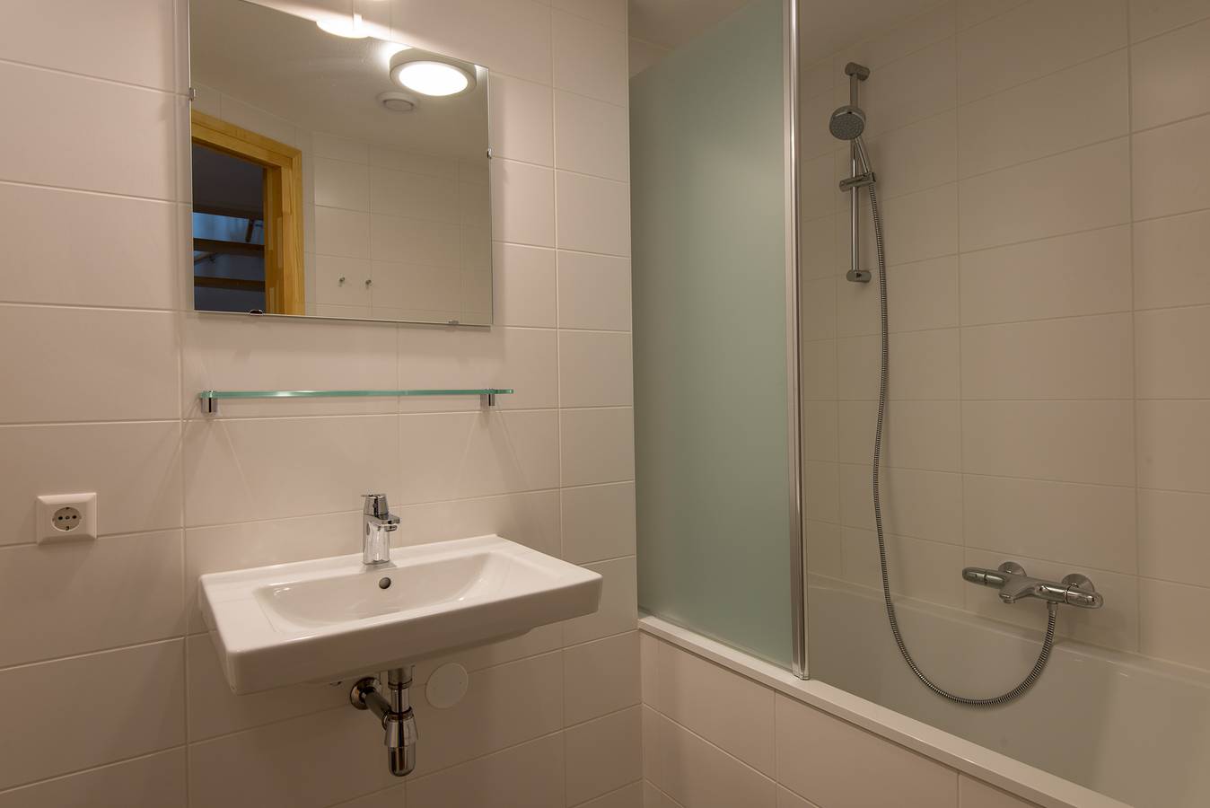 Landal De Reeuwijkse Plassen — 12-persoons waterwoning in Reeuwijk, Groene Hart