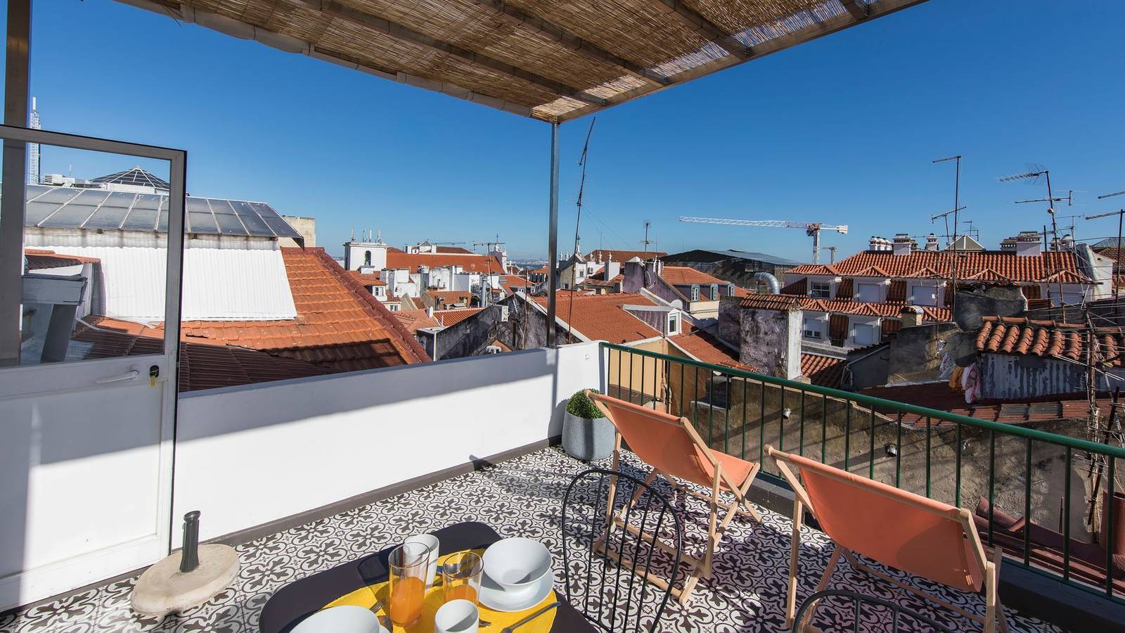 Loft voor 4 Personen in Chiado, Lissabon