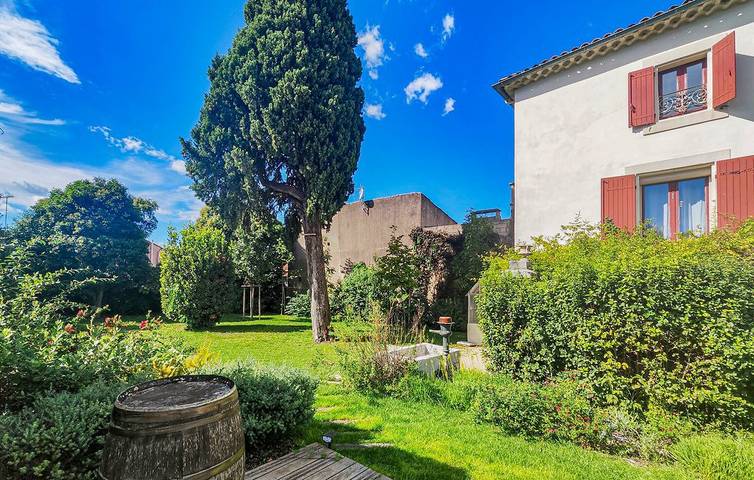 Villa pour 13 personnes, avec terrasse ainsi que piscine et jardin, animaux acceptés dans l' Hérault - 3
