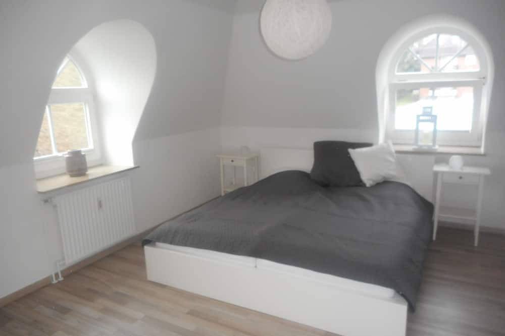 Ganze Wohnung, Stilvolle u. zentrale Ferienwohnung über 2 Etagen in Timmendorfer Strand, Ostholstein