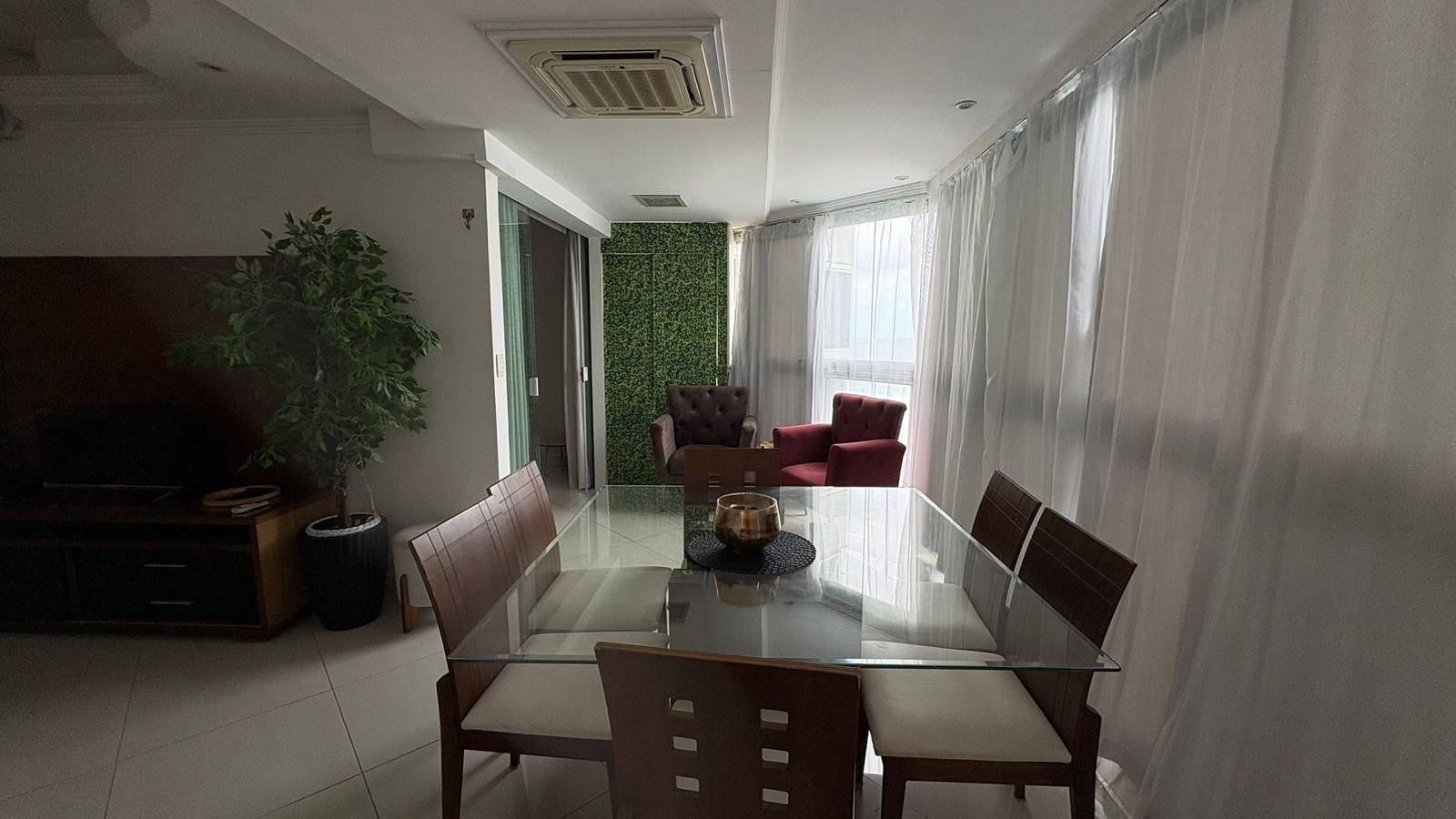 Appartamento intero, Grazioso appartamento con 2 camere da letto e vista sull'oceano a Rio in Barra da Tijuca, Rio de Janeiro