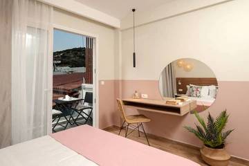 Gîte pour 2 personnes, avec balcon dans Almirida