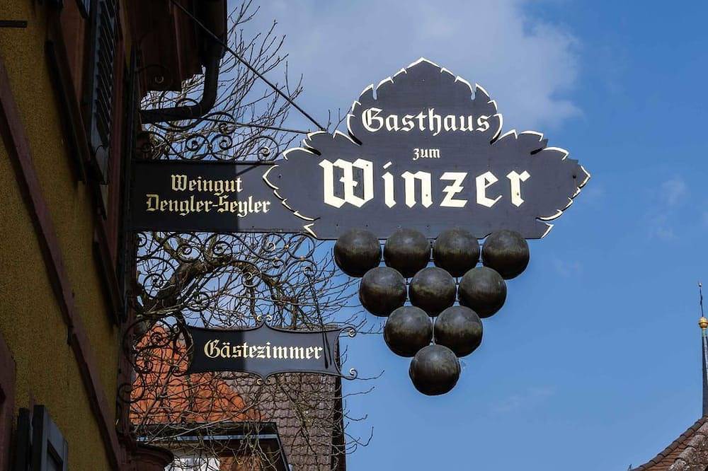 Turmzimmer - Gasthaus Zum Winzer in Maikammer, Südliche Weinstraße