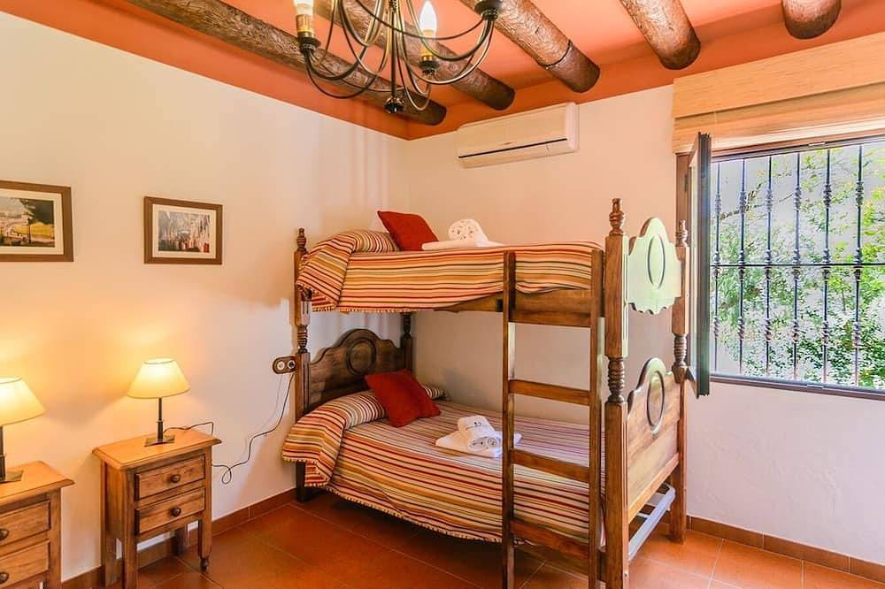 Cortijo la Algallumbilla Carcabuey by Ruralidays in Carcabuey, Sierras Subbéticas