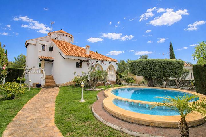 Chalet para 6 personas, con Balcón además de Terraza y Jardín en Provincia de Castellón