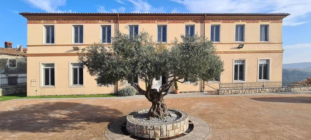 Location de vacances pour 2 personnes, avec piscine et terrasse à Izola - 2