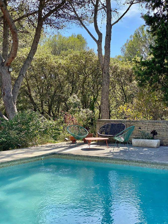 Location de vacances pour 12 personnes, avec balcon ainsi que jardin et piscine à Cornillon-Confoux - 4