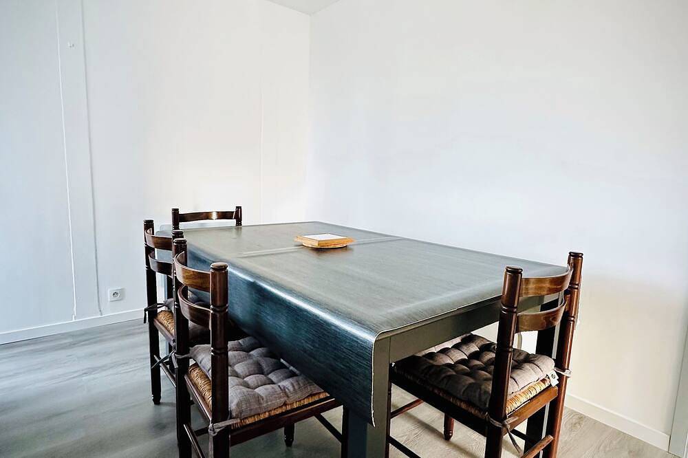 Sea view villa, sleeps 4. in Asnelles, Côte de Nacre