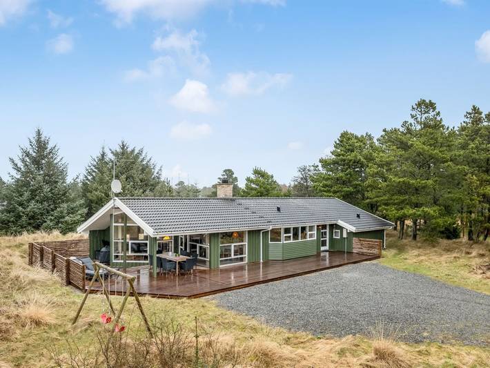 Ferienhaus für 8 Personen, mit Terrasse und Sauna in Vejers Strand