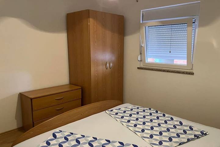 Ferienhaus für 12 Personen, mit Garten in Povljana - 4