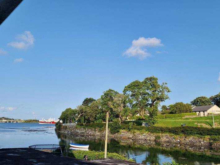 Location de vacances pour 6 personnes, avec jardin ainsi que terrasse et vue à Castletownbere
