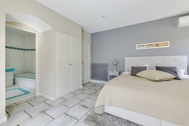 Location de vacances pour 8 personnes, avec jardin à Mouans-Sartoux - 3