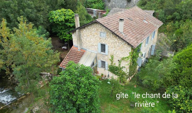 Holiday Home "Le Chant de la Rivière" – Exceptional and Unique Setting! in Carla-de-Roquefort, Ariège