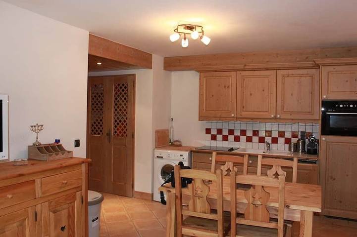 Location de vacances pour 6 personnes, avec terrasse et jacuzzi ainsi que piscine et sauna dans Col du Petit Saint-Bernard