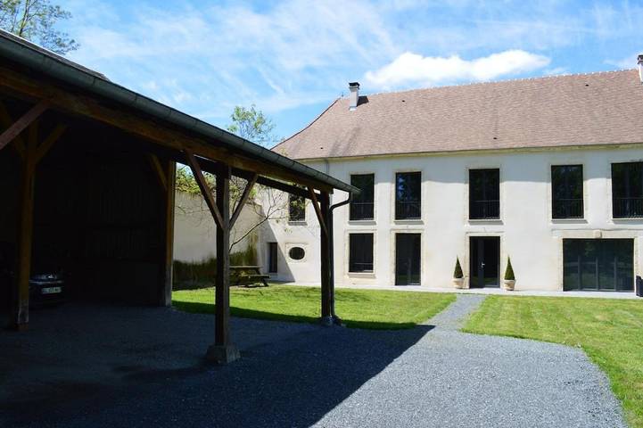 Gîte pour 2 personnes, avec vue et terrasse ainsi que jardin et sauna, animaux acceptés à Pougues-les-Eaux - 4