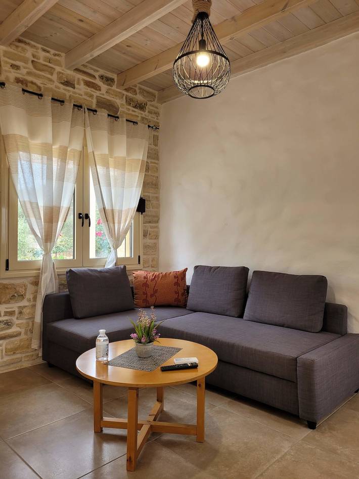 Ferienhaus für 4 Personen, mit Terrasse und Garten in Pitsidia - 3