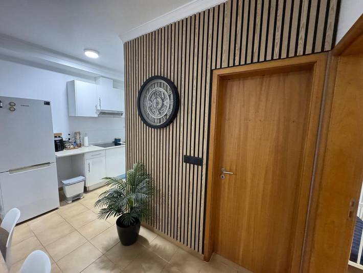 Ganze Wohnung, Ferienwohnung 'Alforra Residence 1' mit Bergblick, WLAN und Klimaanlage in Câmara de Lobos, Madeira