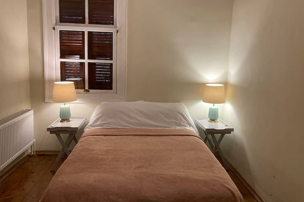 Spacious villa in Izmir City center Alsancak in Izmir, Provinz Izmir