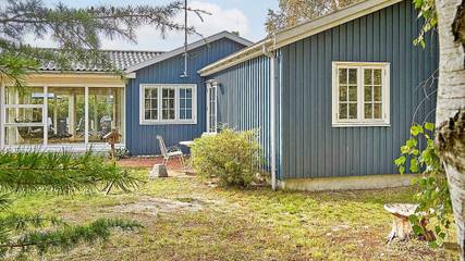 Ferienhaus für 9 Personen, mit Garten in Balka Strand